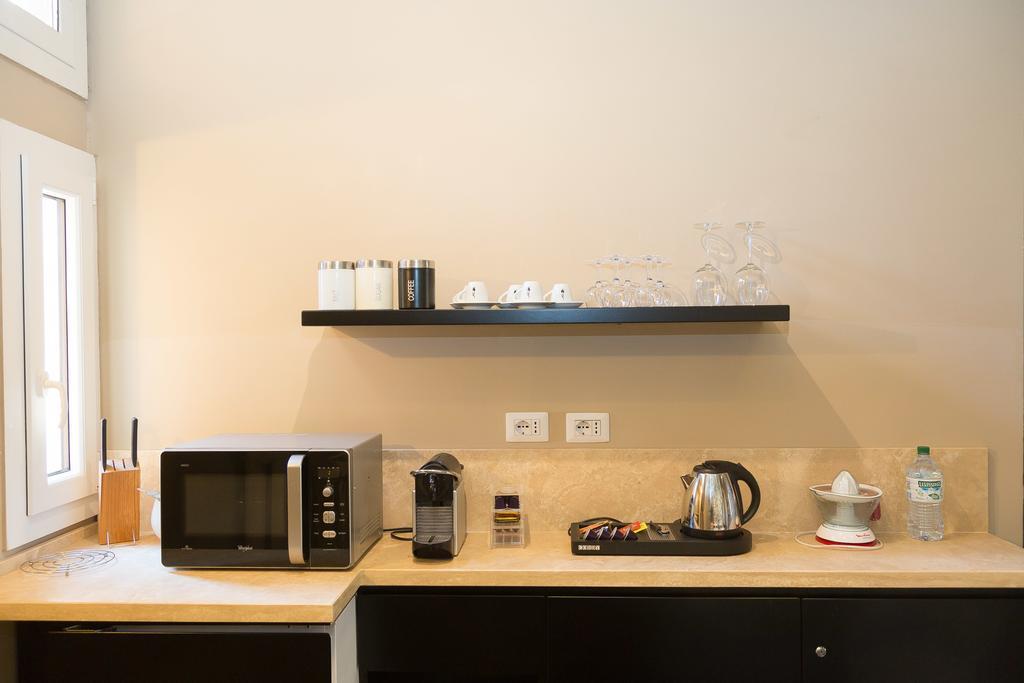App Condotti Luxury Apartment In Rzym Zewnętrze zdjęcie