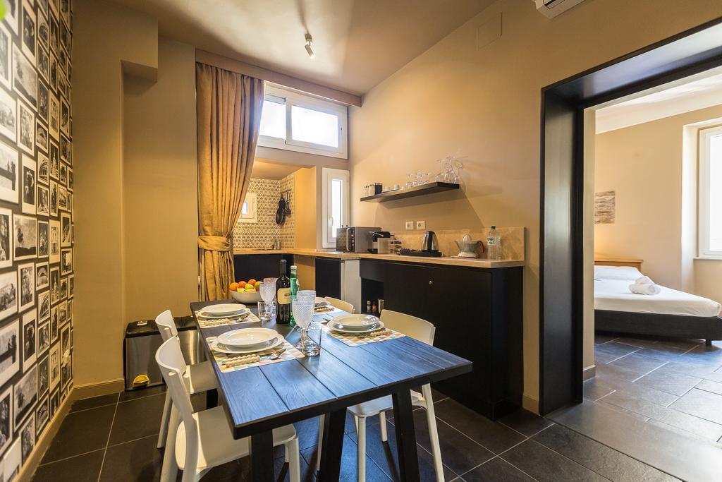 App Condotti Luxury Apartment In Rzym Zewnętrze zdjęcie